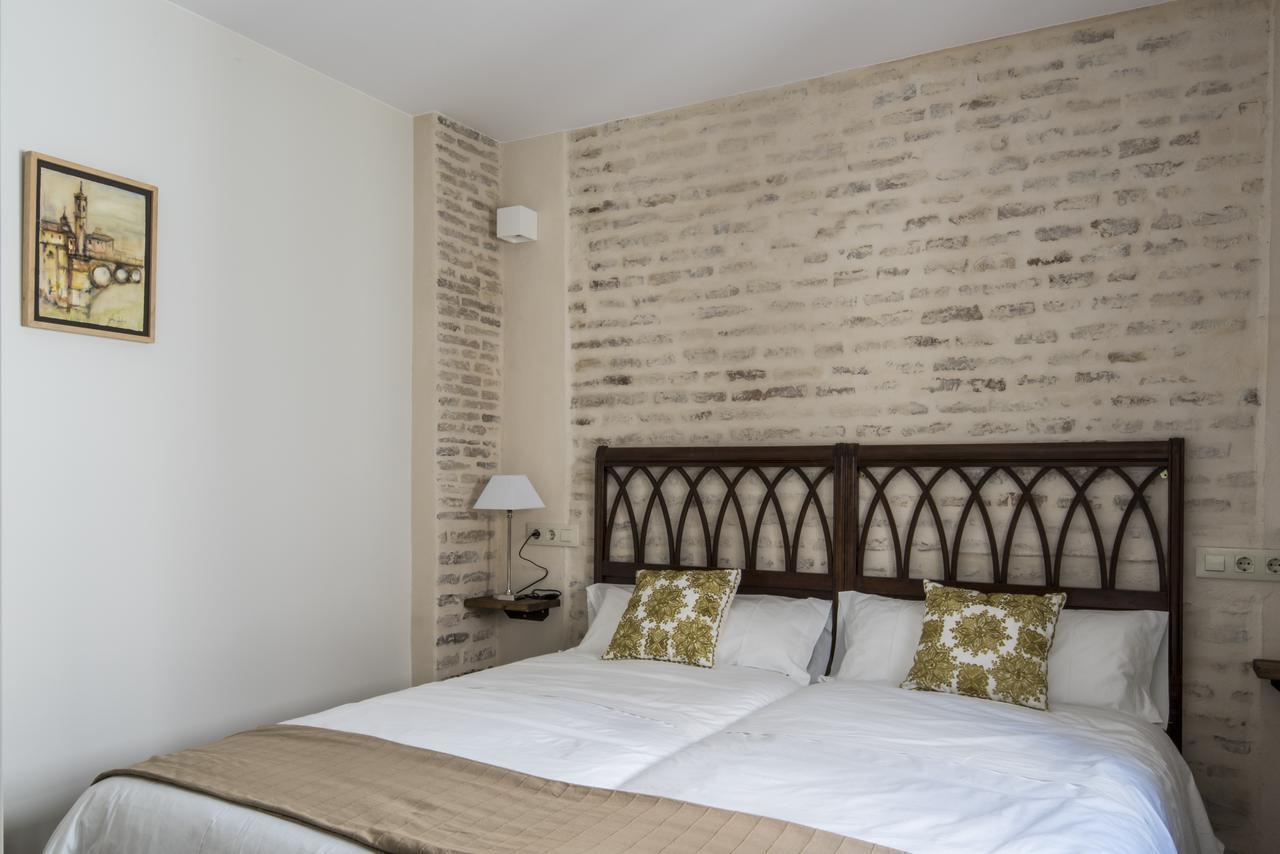 Santa Maria Apartments Seville Luaran gambar