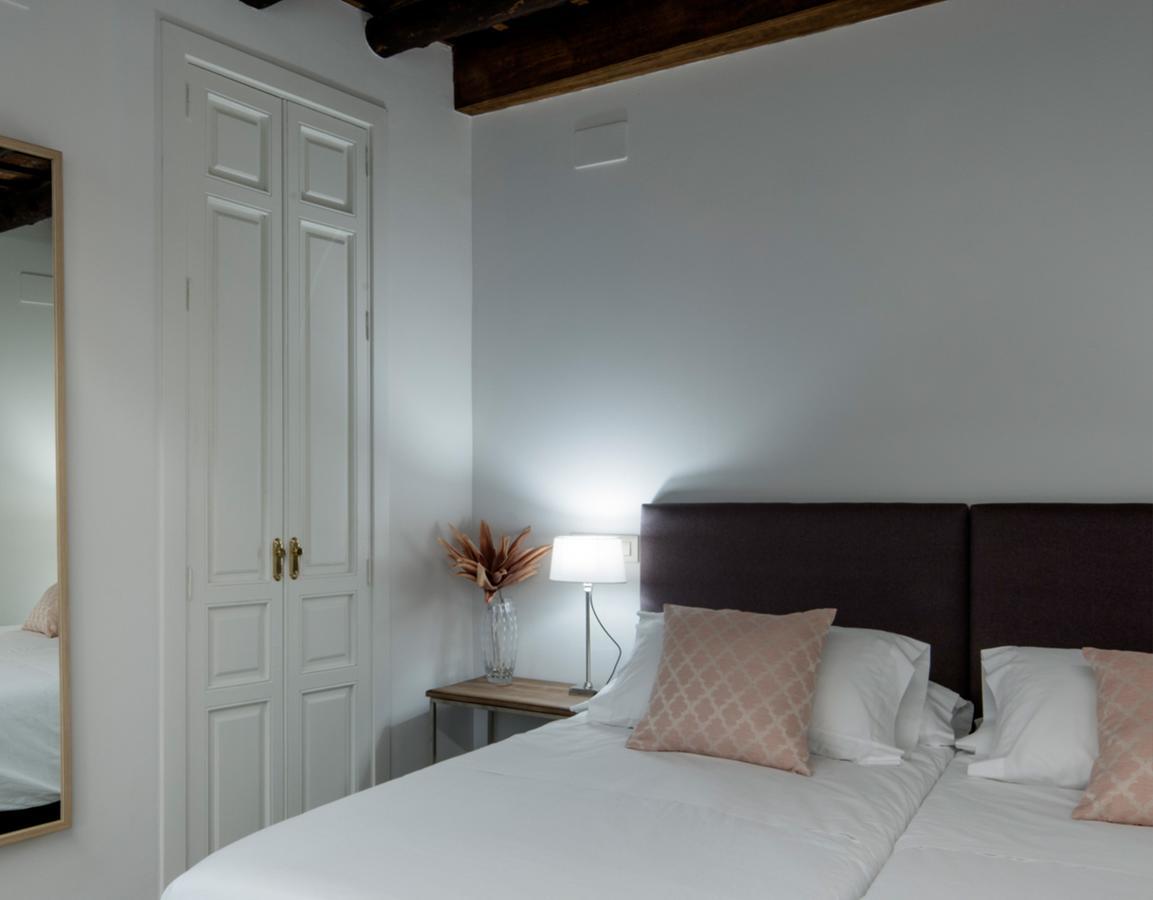 Santa Maria Apartments Seville Luaran gambar