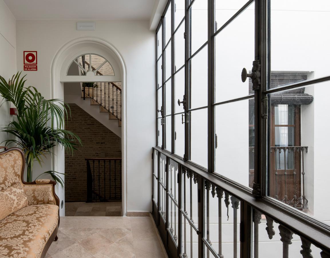 Santa Maria Apartments Seville Luaran gambar