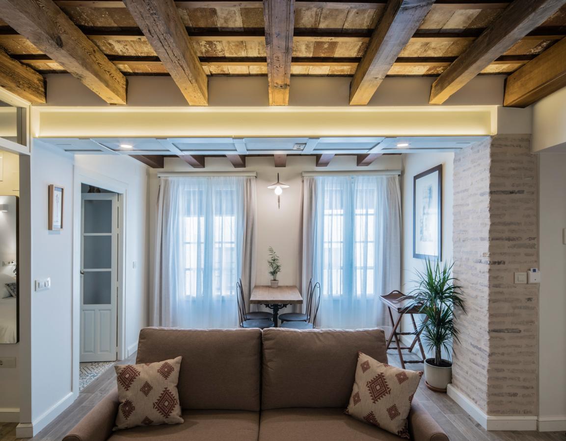 Santa Maria Apartments Seville Luaran gambar